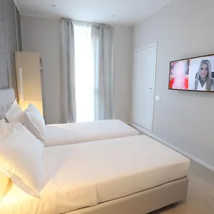 https://cadorna-luxury-hotel.italymilanhotels.net