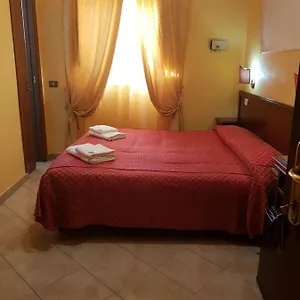 Alojamento de Acomodação e Pequeno-almoço Rudy, Roma